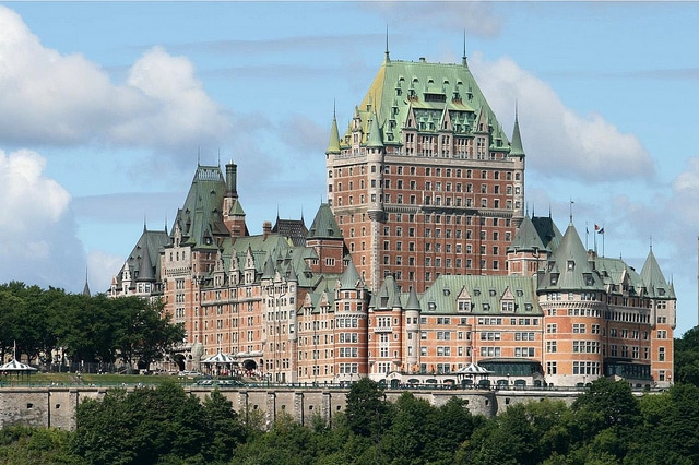 Замок отель Шато-Фронтенак - достопримечательности Квебека